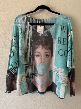 NWT Loowie Bubblegum V-Neck Knit Print Sweater OS Breakfast At Tiffany’s Flaws?